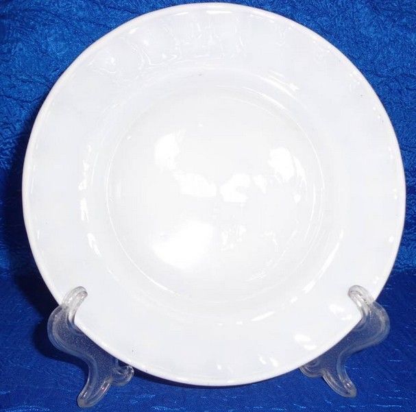 Тарелка мелкая 20см фарфор БЕЛЬЕ плоская круглая (6/60)