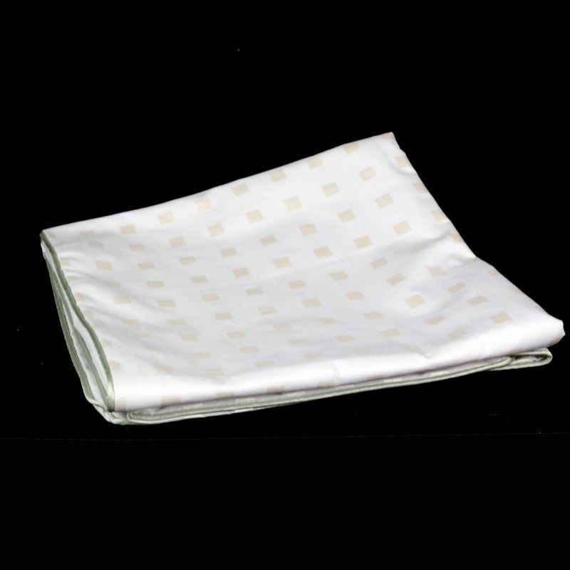 Наперник 70*70 тик на молнии с кантом