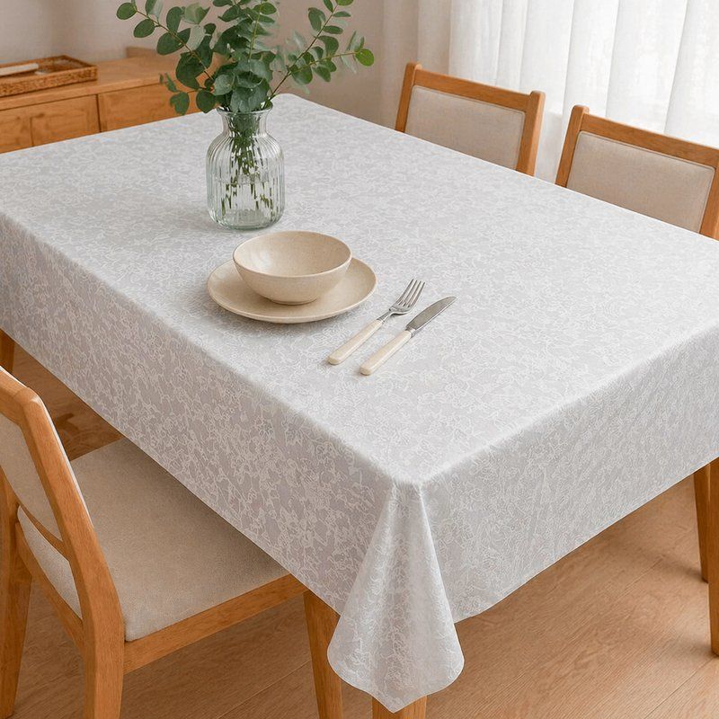 Клеенка ажурная ПВХ FELICITA ширина 1,37м (цена указана за погонный сантиметр)