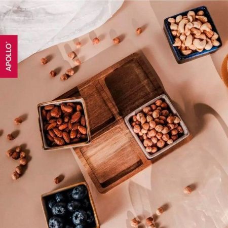 Менажница 4 секции 120мл керамика Breeze на дер.подставке 19*19*1,5см BRZ-06 (12)