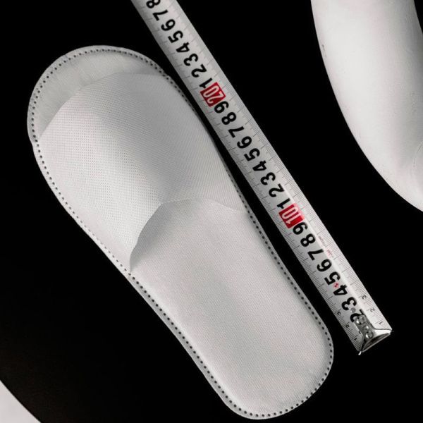 Тапочки одноразовые белые с открытым мысом (250)