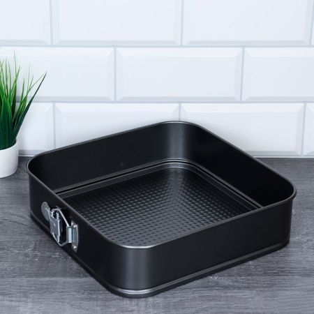 Форма для выпечки разъемная 26*26*7см угл.сталь квадратная RSD-13 (24)