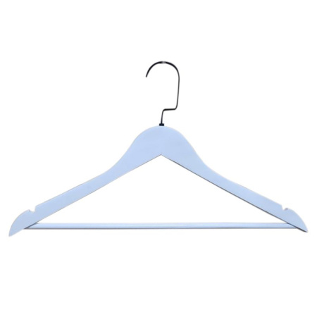 Вешалка-плечики дерево 45см белая, цвет крючка черная (170)