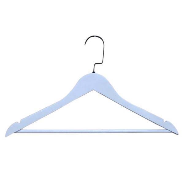 Вешалка-плечики дерево 45см белая, цвет крючка черная (170)