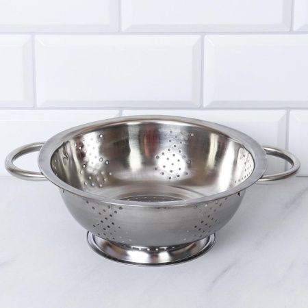 Дуршлаг нерж.сталь с 2-мя ручками на ножке 22см MD-22-841 (100)