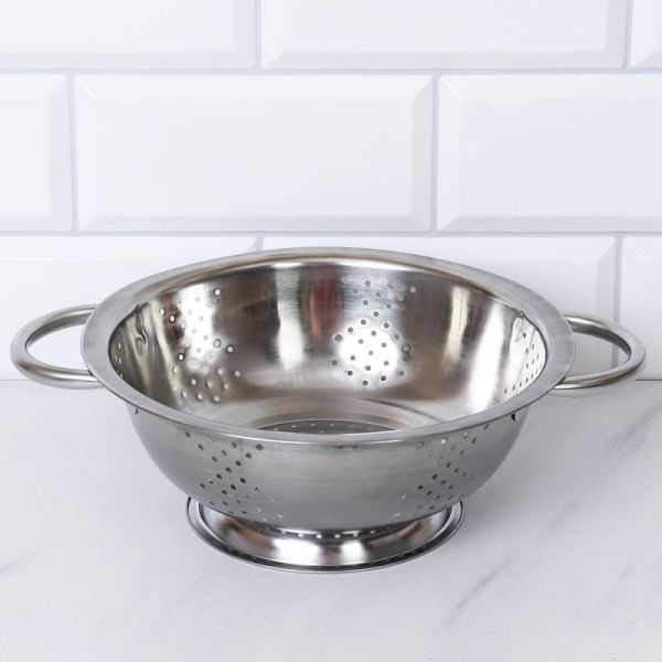 Дуршлаг нерж.сталь с 2-мя ручками на ножке 22см MD-22-841 (100)