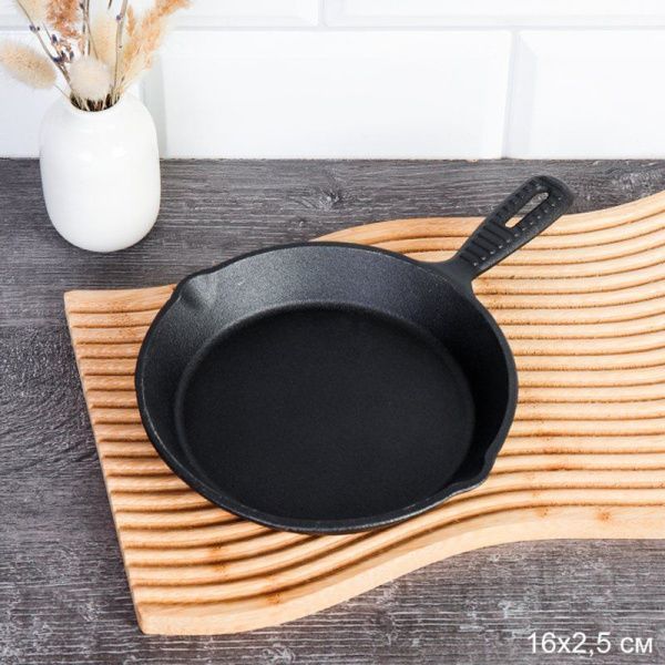 Сковорода 16*3,2см чугун с ручкой F-104 (10)