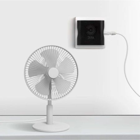 Разветвитель на 4 розетки пластик без заземления 16А черный SP-4-В ЭРА (10)